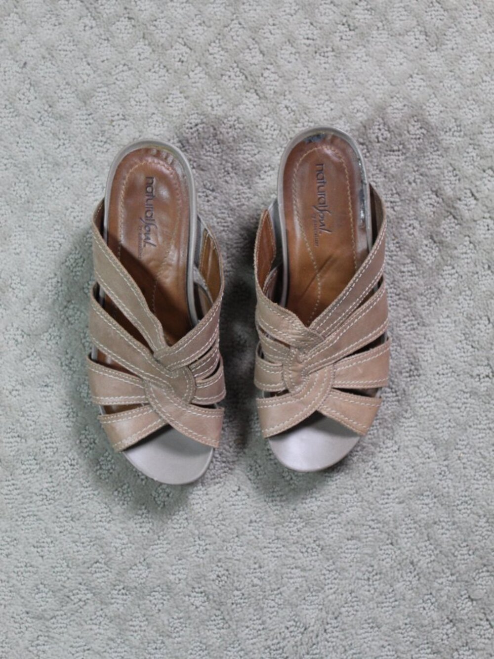 Natural Souls Size 8 Taupe 3" Wedge Heel Slides - Picture 2 of 6
